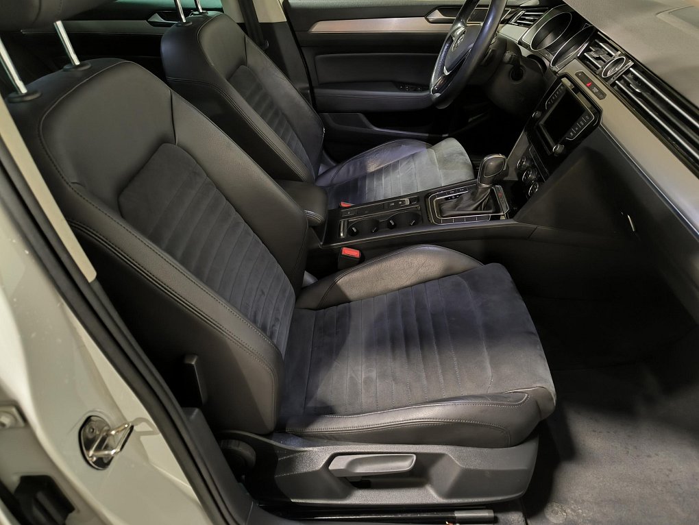 Volkswagen Passat 2.0 TDi Highline