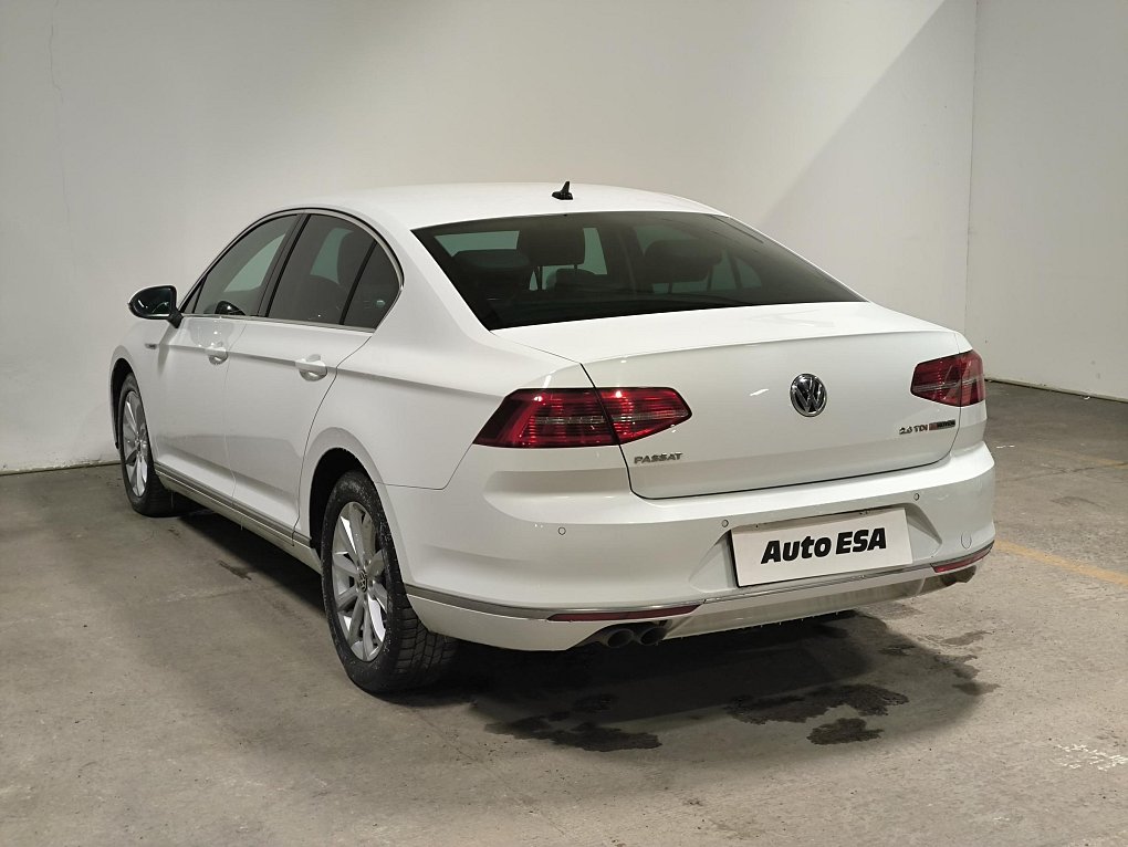 Volkswagen Passat 2.0 TDi Highline