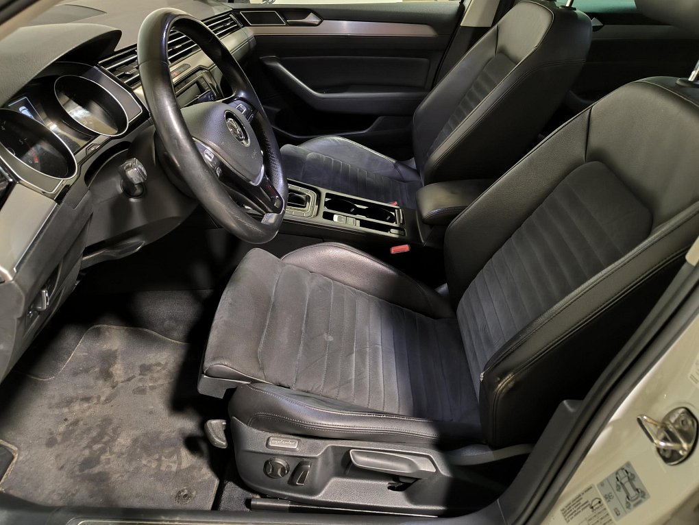 Volkswagen Passat 2.0 TDi Highline