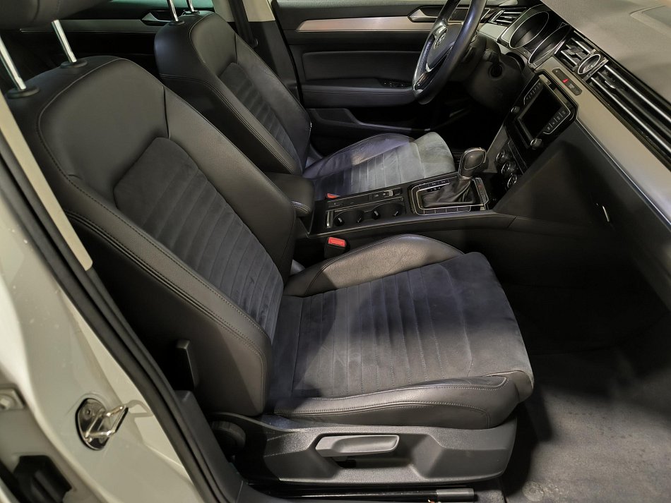 Volkswagen Passat 2.0 TDi Highline
