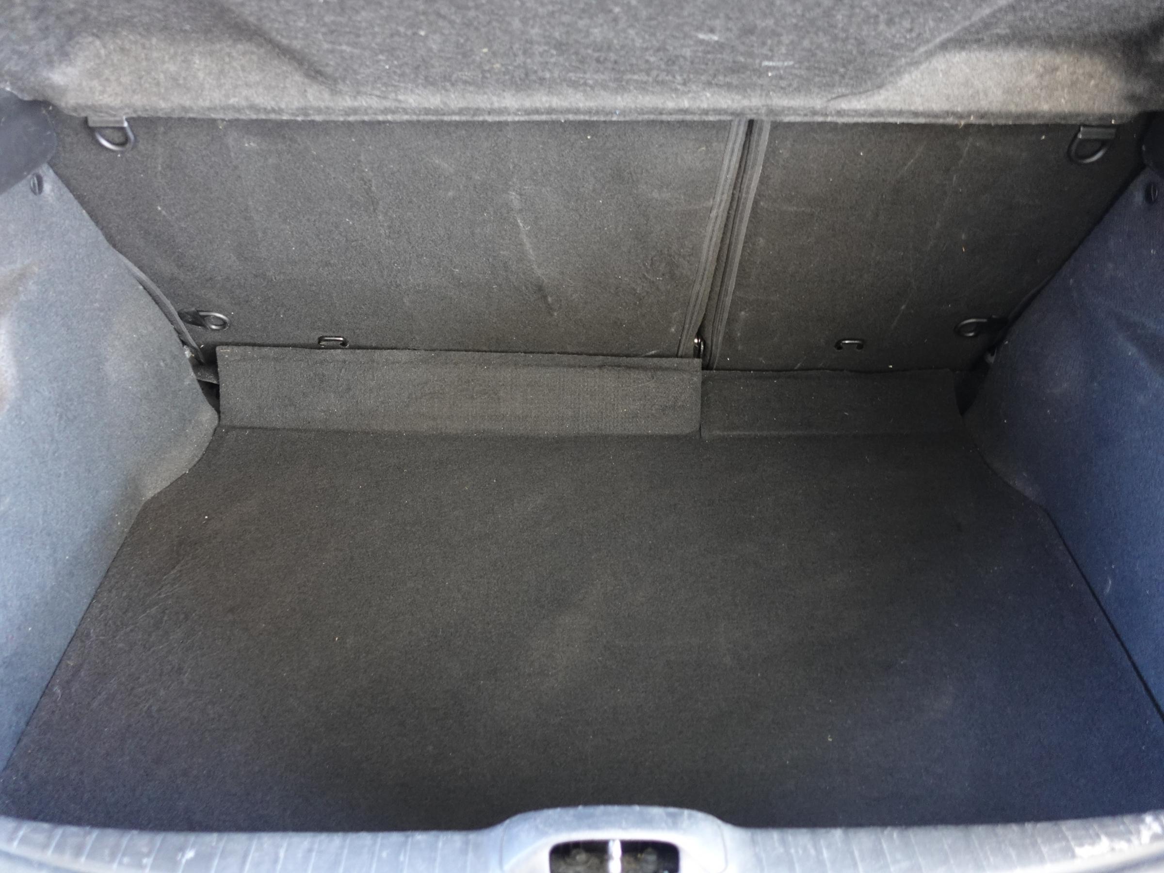 Peugeot 208, 2017 - pohled č. 7