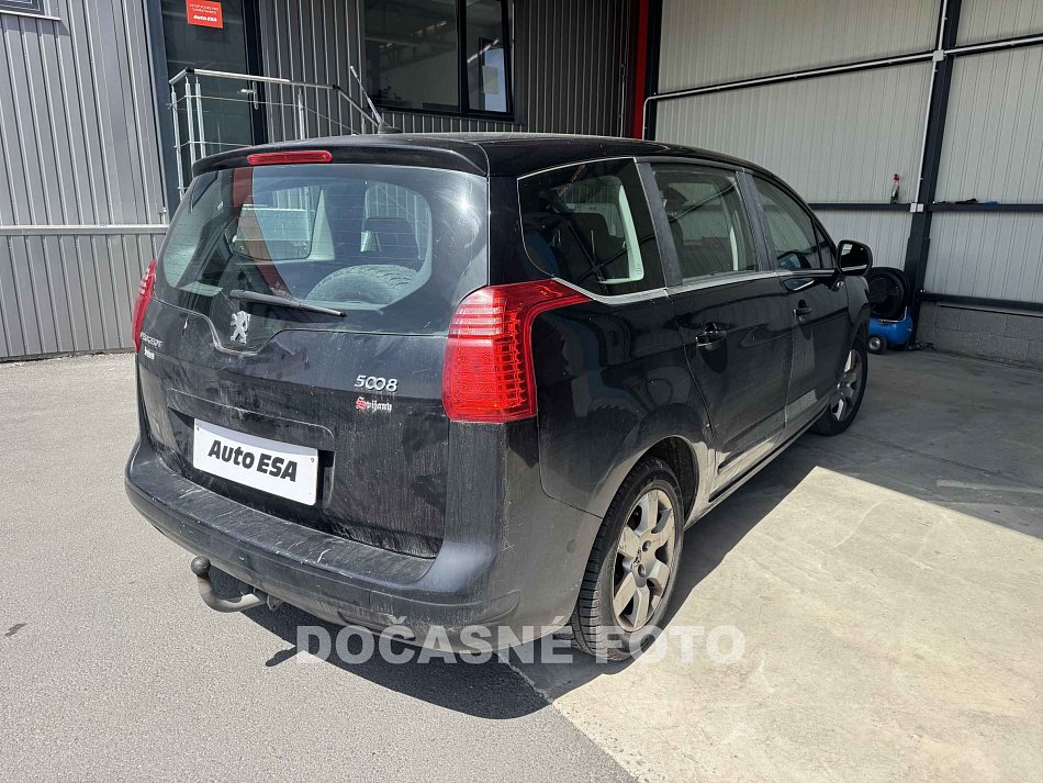 Peugeot 5008 2.0 HDi 