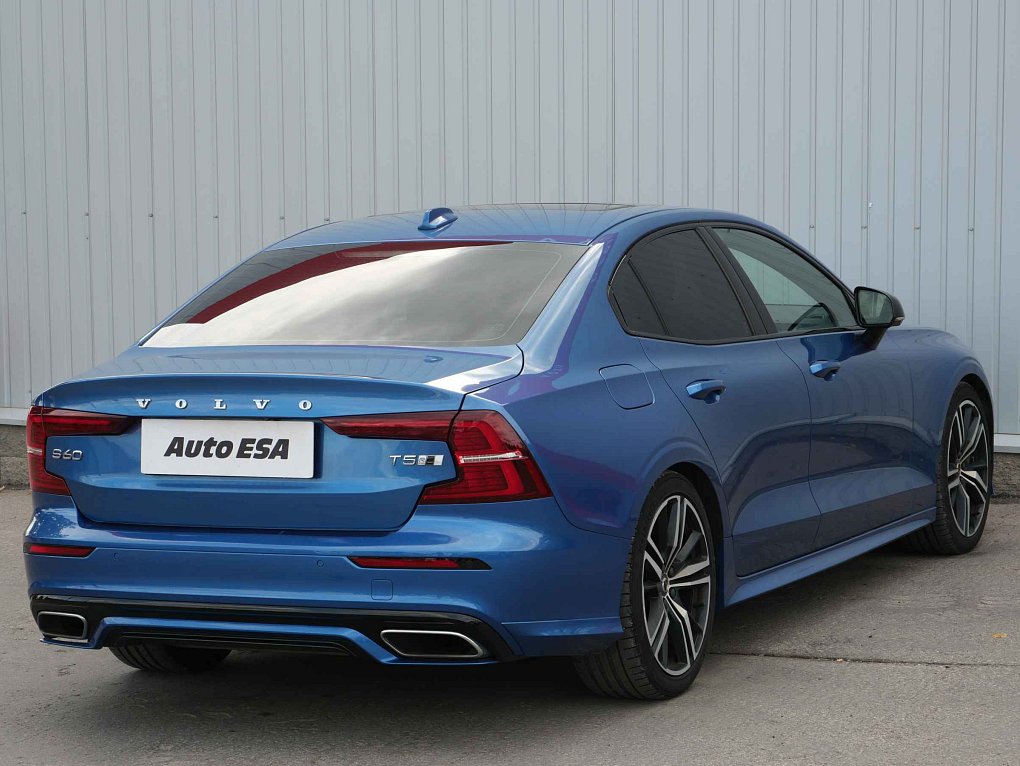 Volvo S60 2.0 i  4x4