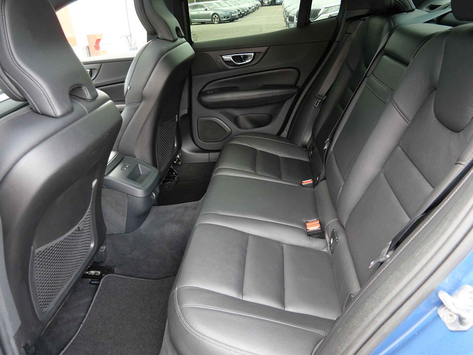 Volvo S60 2.0 i  4x4