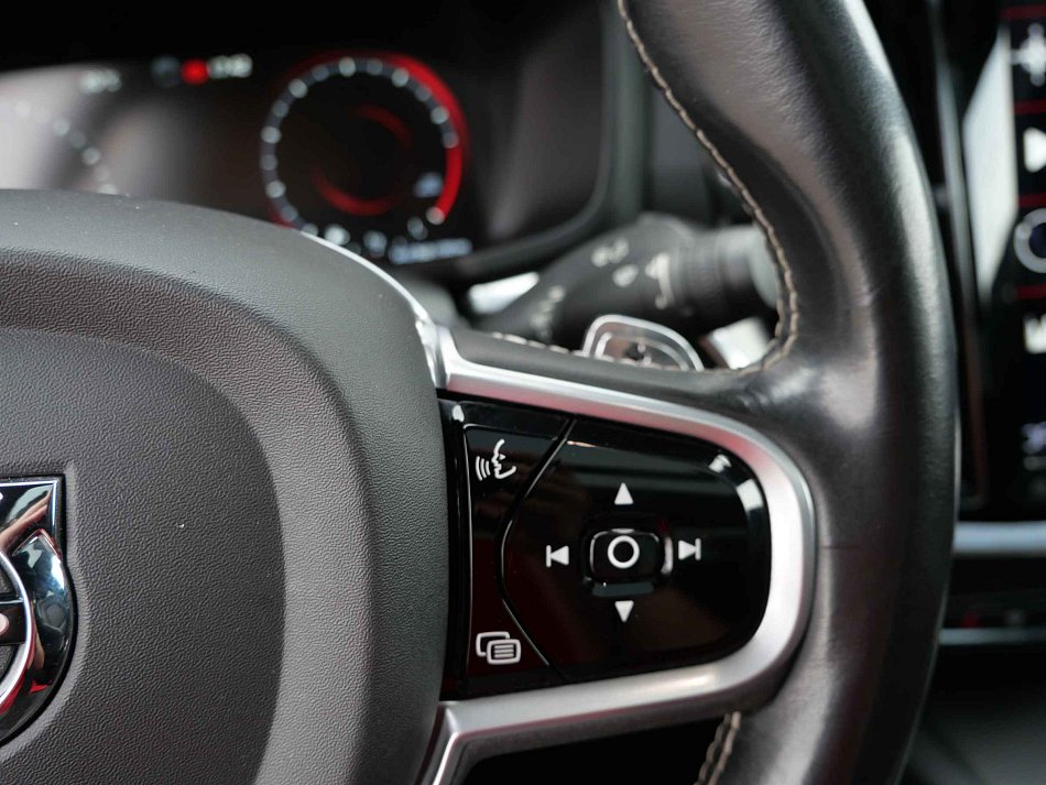 Volvo S60 2.0 i  4x4