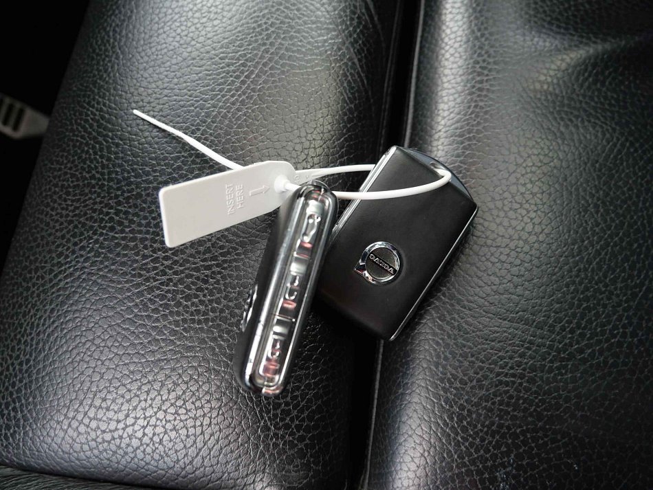 Volvo S60 2.0 i  4x4