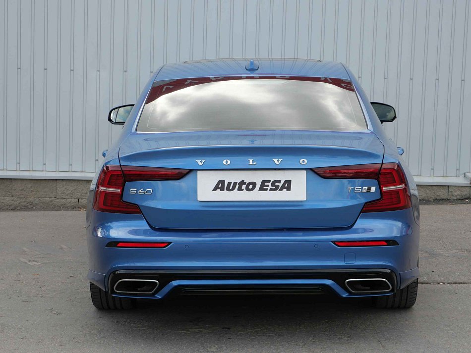 Volvo S60 2.0 i  4x4