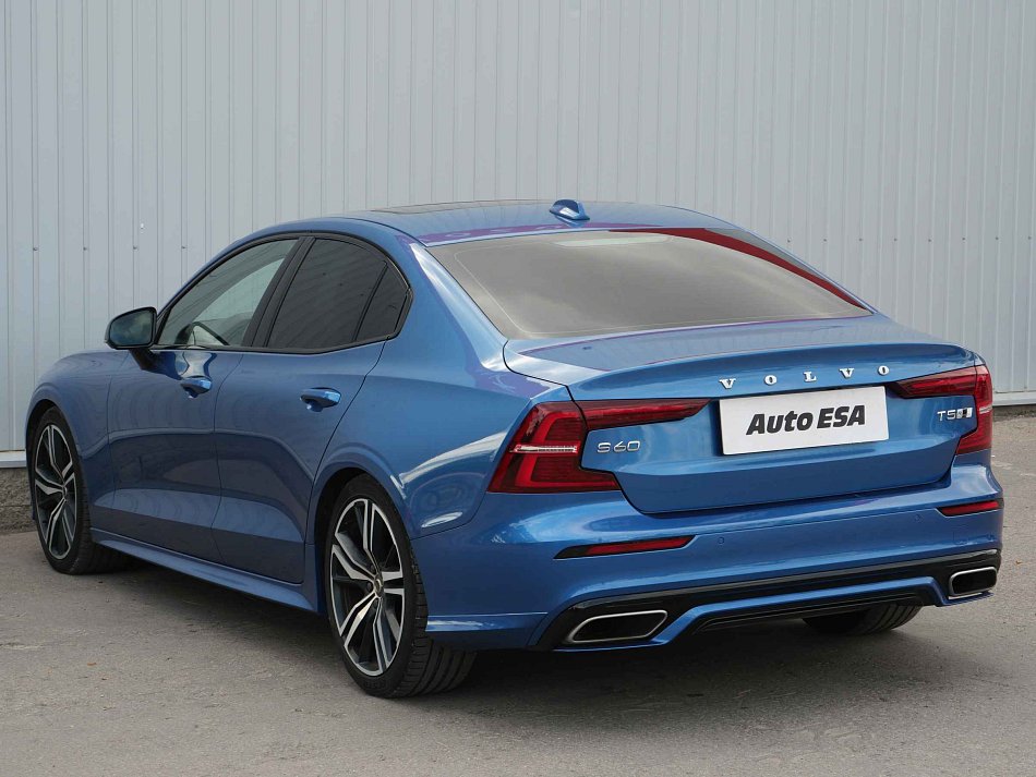 Volvo S60 2.0 i  4x4