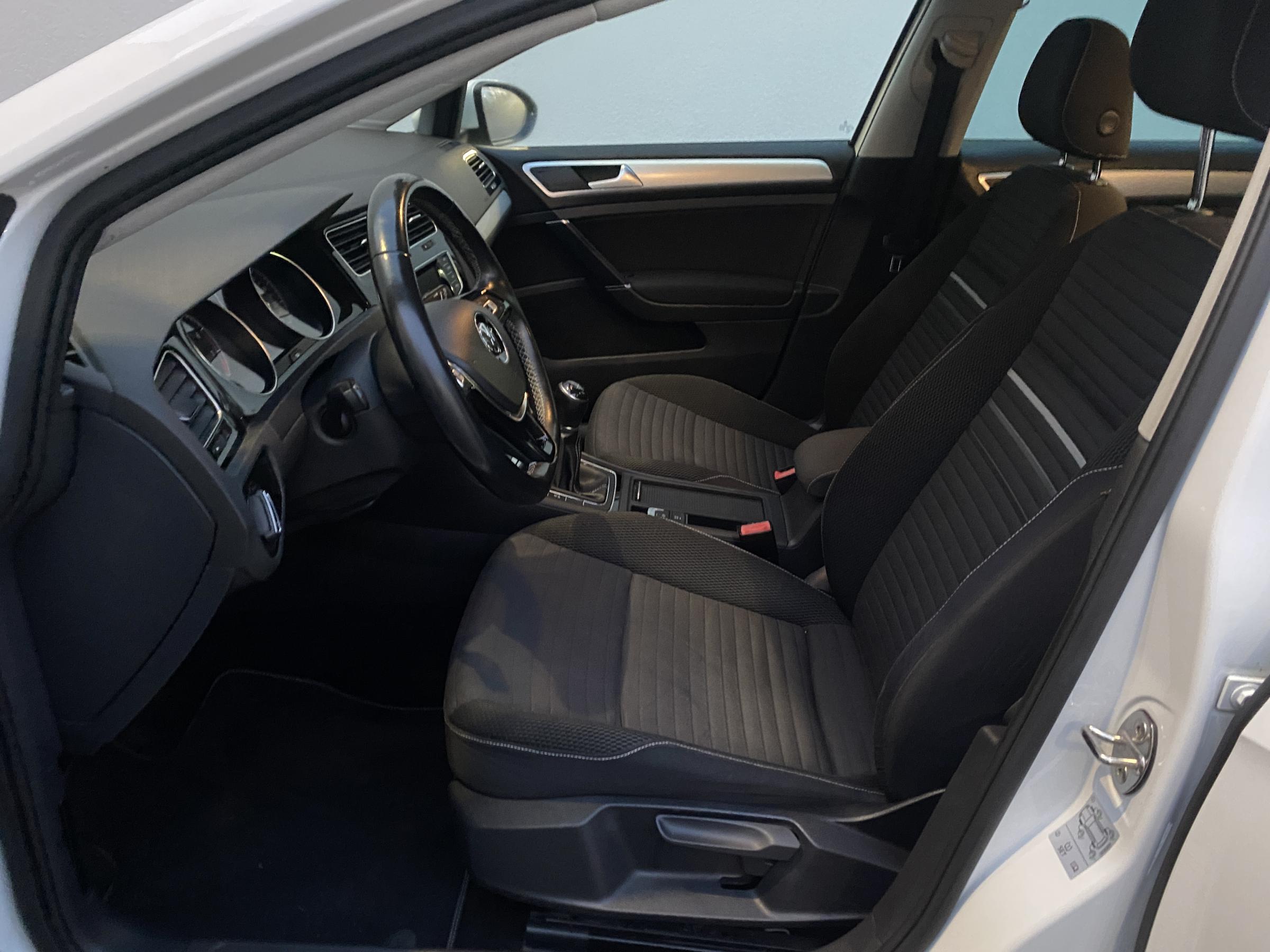 Volkswagen Golf, 2014 - pohled č. 9