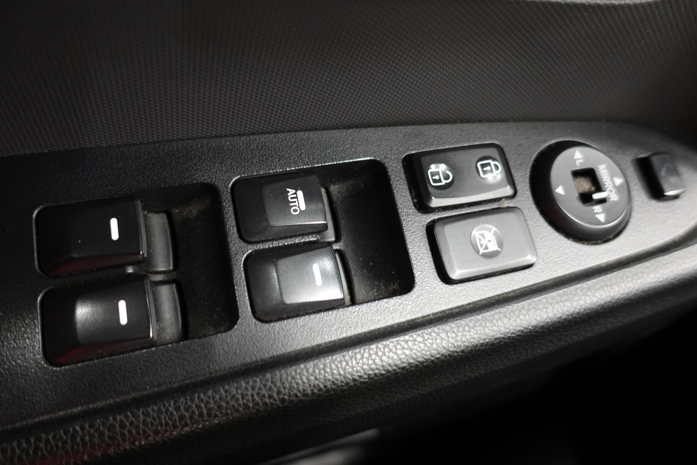 Kia Sportage, 2012 - pohled č. 14