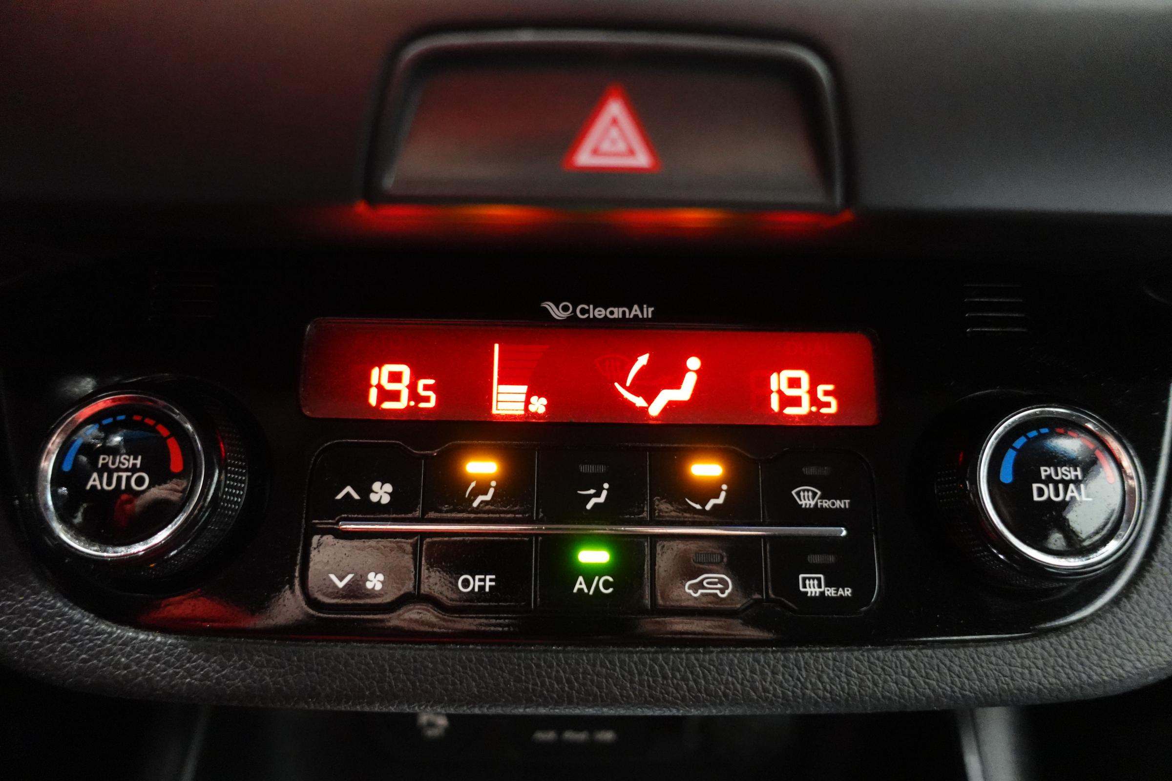 Kia Sportage, 2012 - pohled č. 18