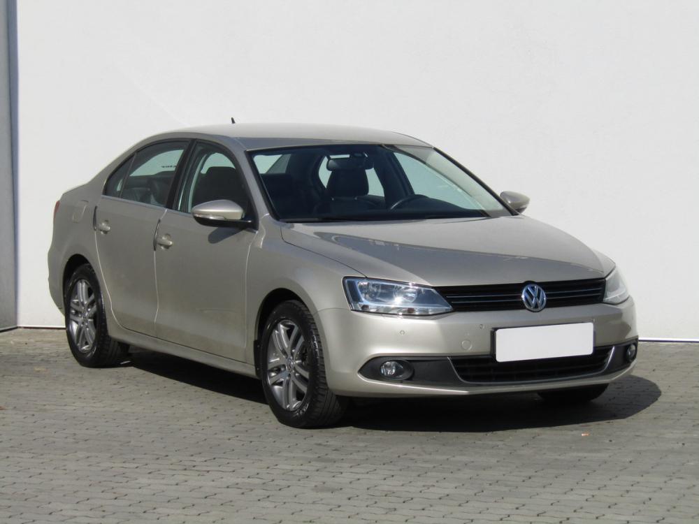 Volkswagen Jetta, 2013 - celkový pohled