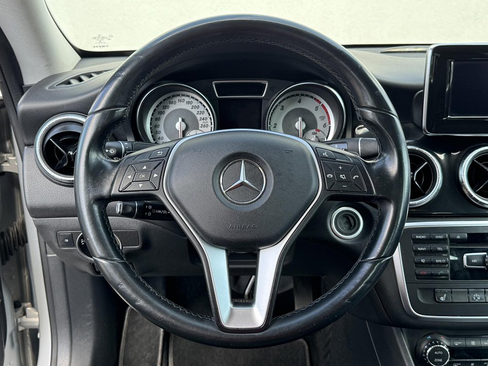 Mercedes-Benz CLA 1.8 CDi  CLA 200 CDi
