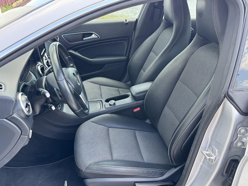 Mercedes-Benz CLA 1.8 CDi  CLA 200 CDi