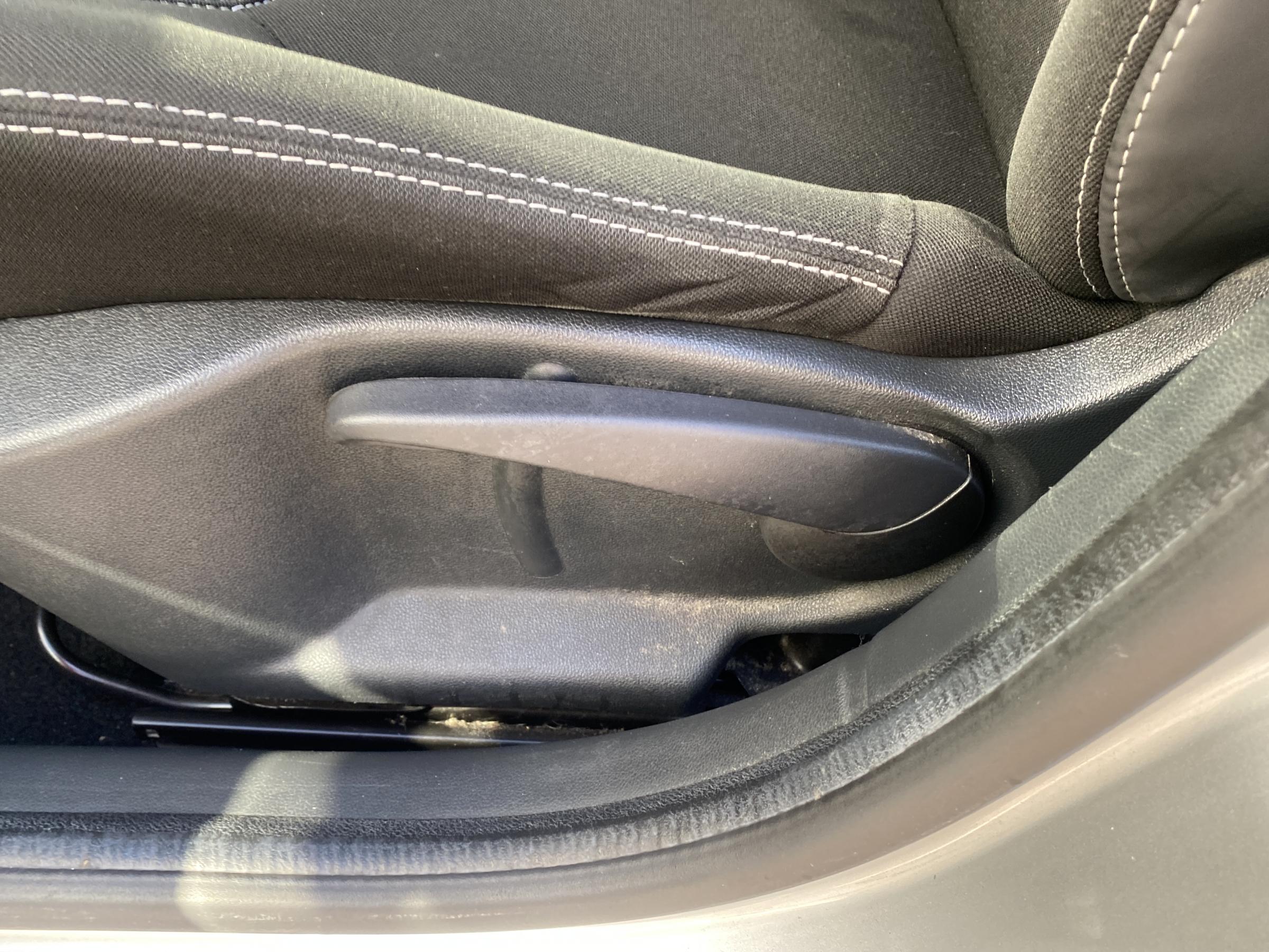 Renault Clio, 2017 - pohled č. 15