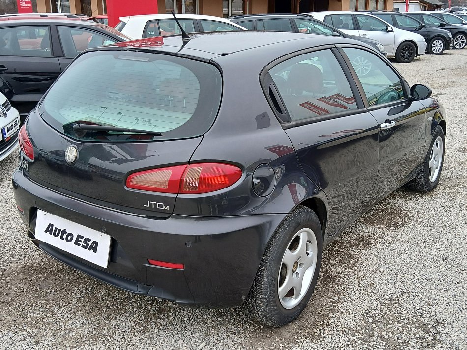 Alfa Romeo 147 1.9 JTD Distinctive