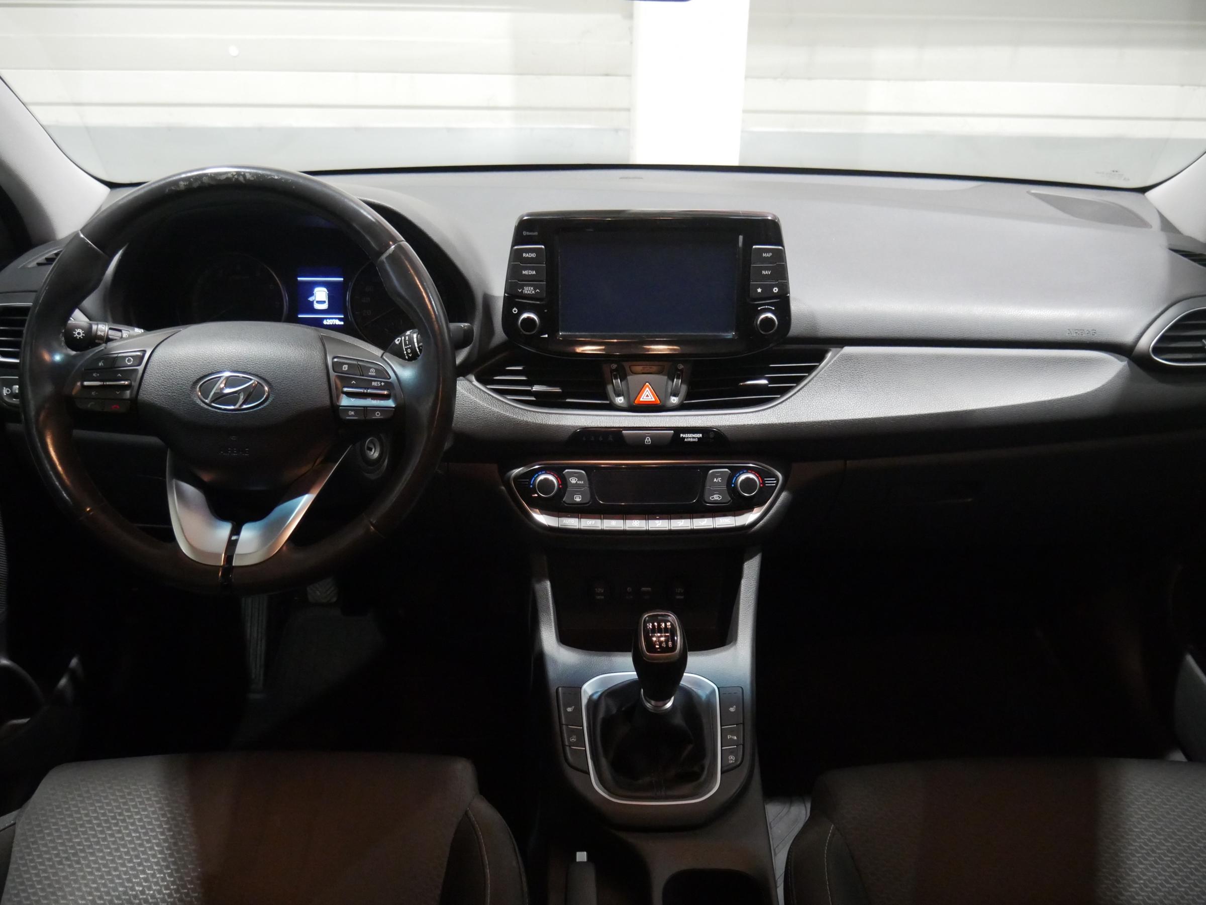 Hyundai i30, 2017 - pohled č. 8