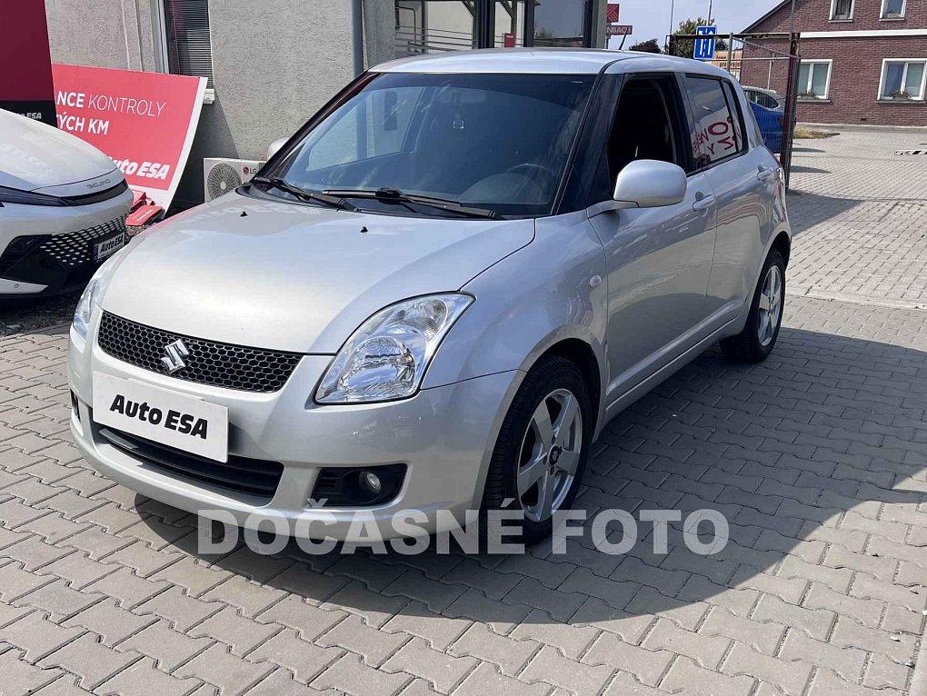 Suzuki Swift 1.3i 