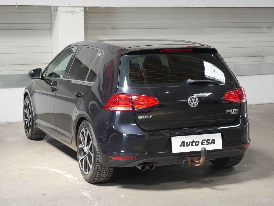 Volkswagen Golf 2.0 TDi 
