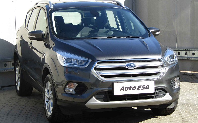 Ford Kuga 1.5 EB Titanium
