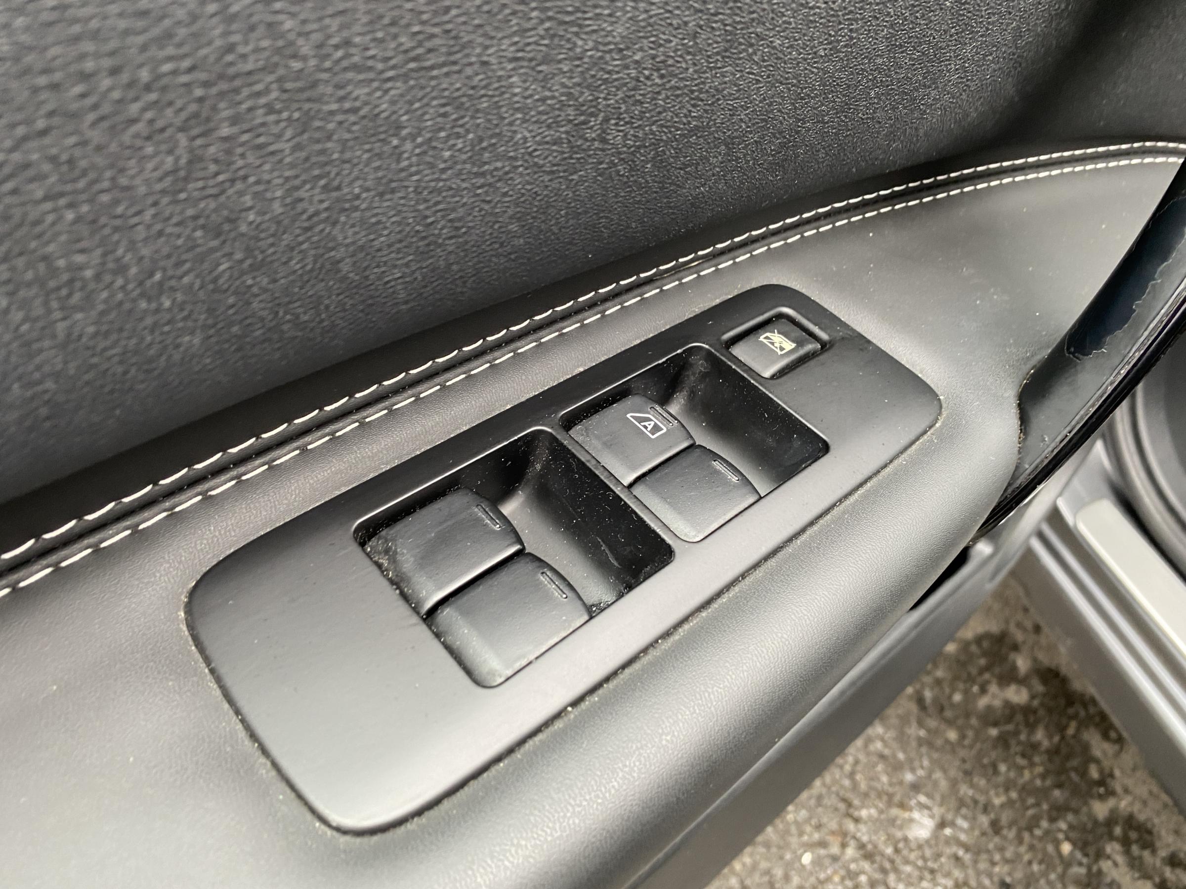 Nissan Qashqai, 2013 - pohled č. 13