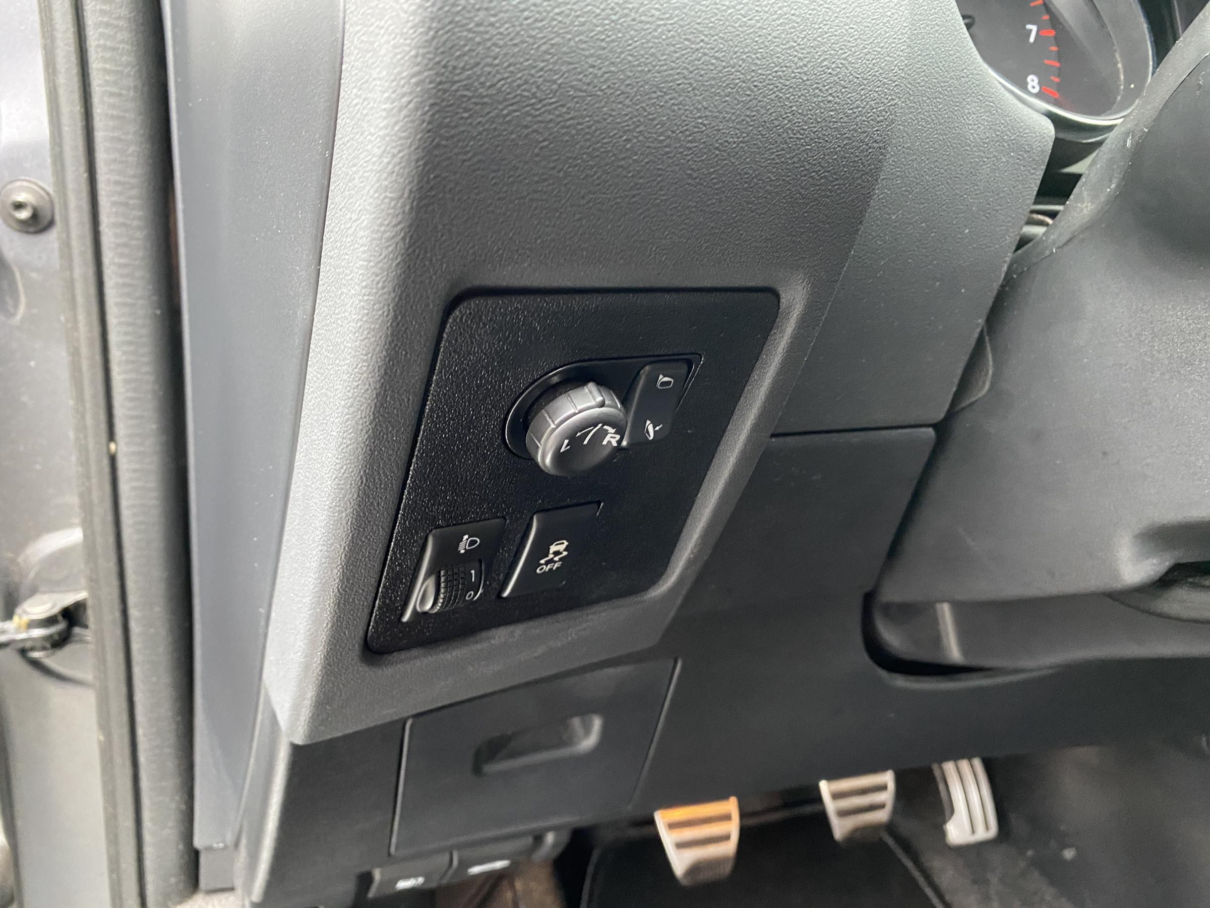 Nissan Qashqai, 2013 - pohled č. 15