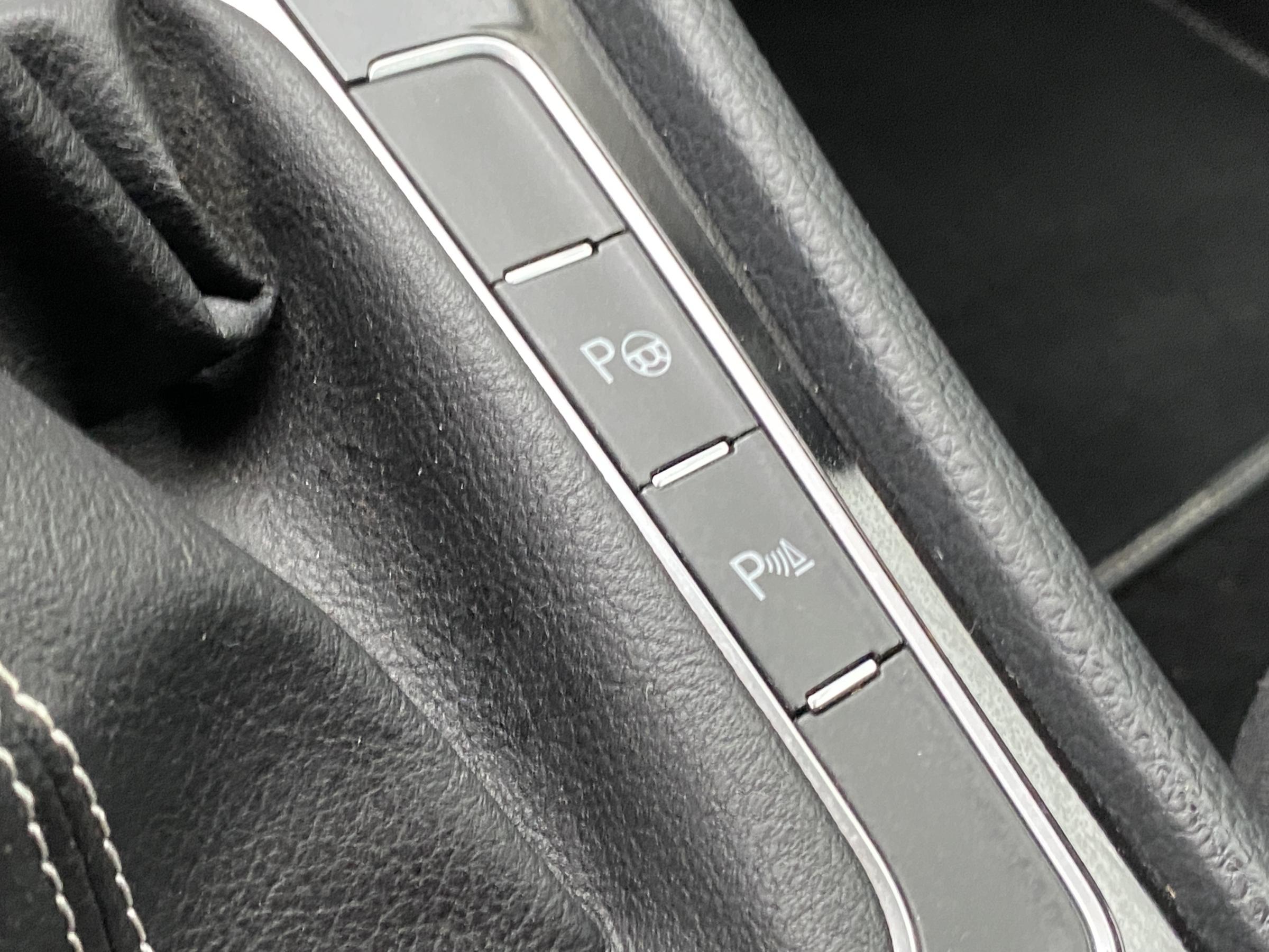 Volkswagen Golf, 2014 - pohled č. 14