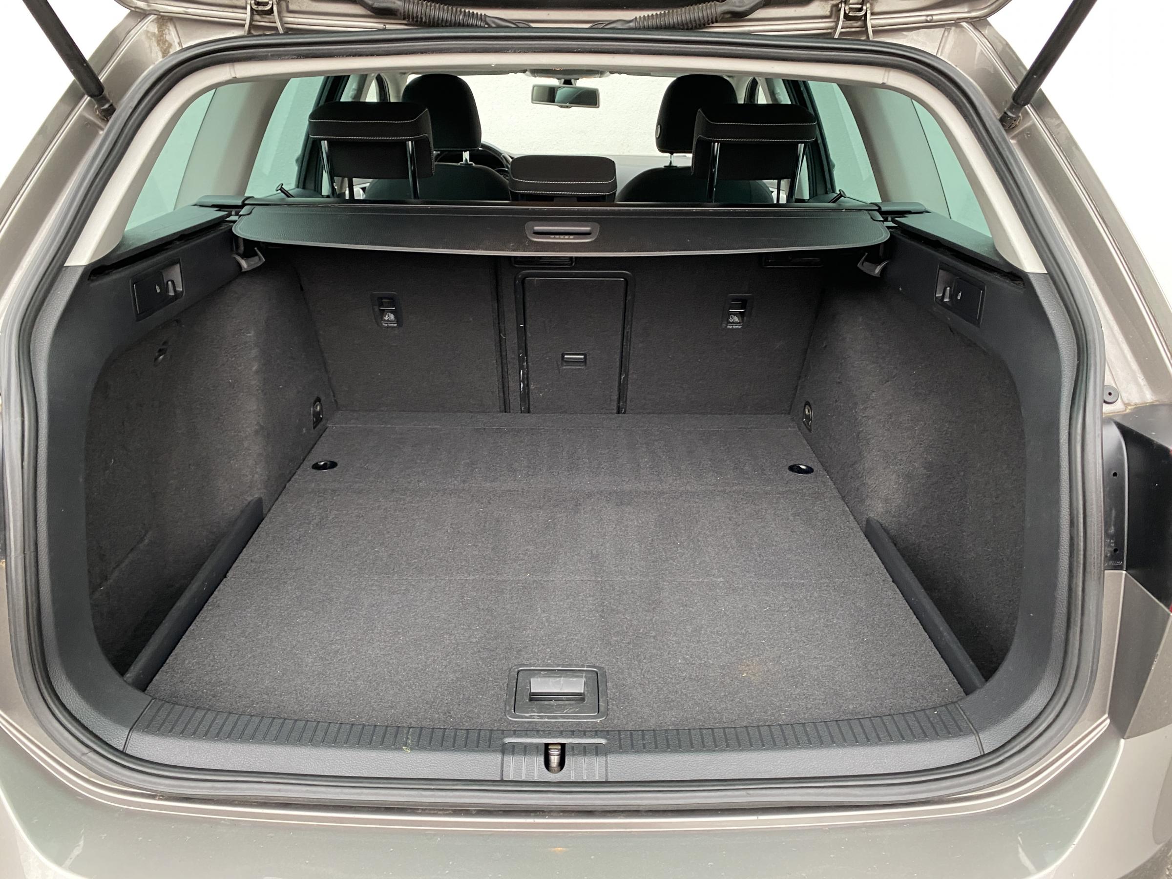 Volkswagen Golf, 2014 - pohled č. 7