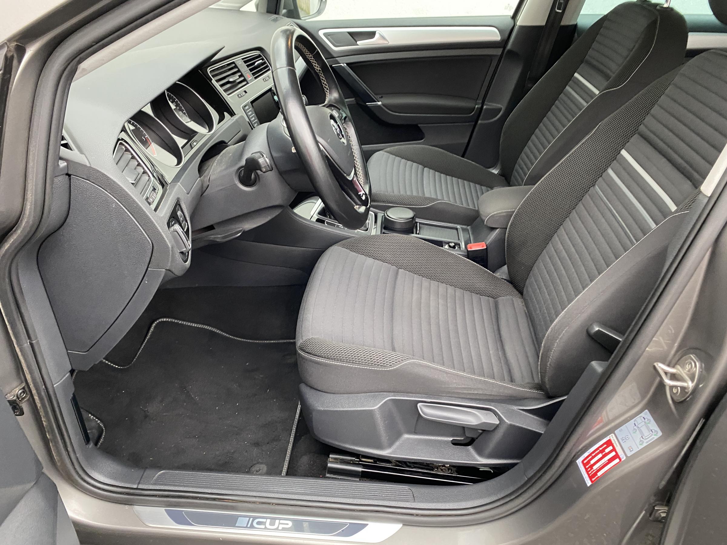 Volkswagen Golf, 2014 - pohled č. 9