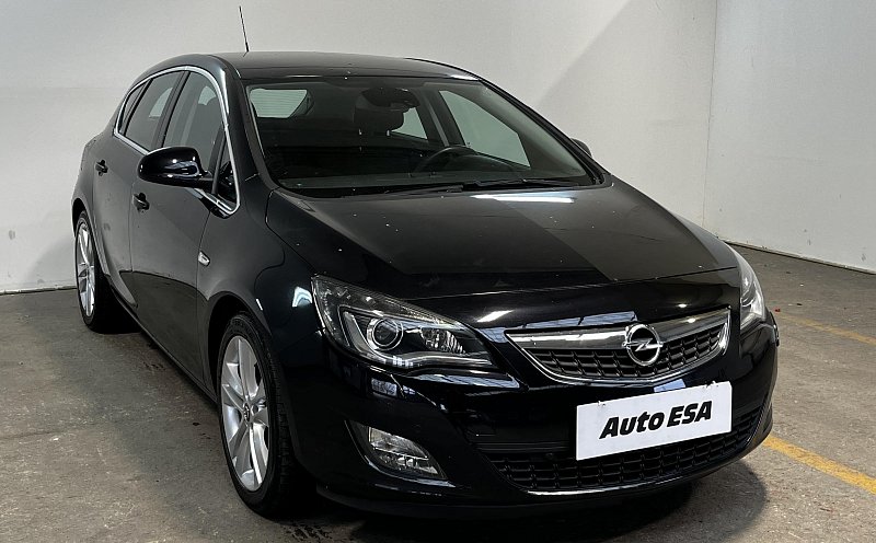 Opel Astra 1.6T Sport