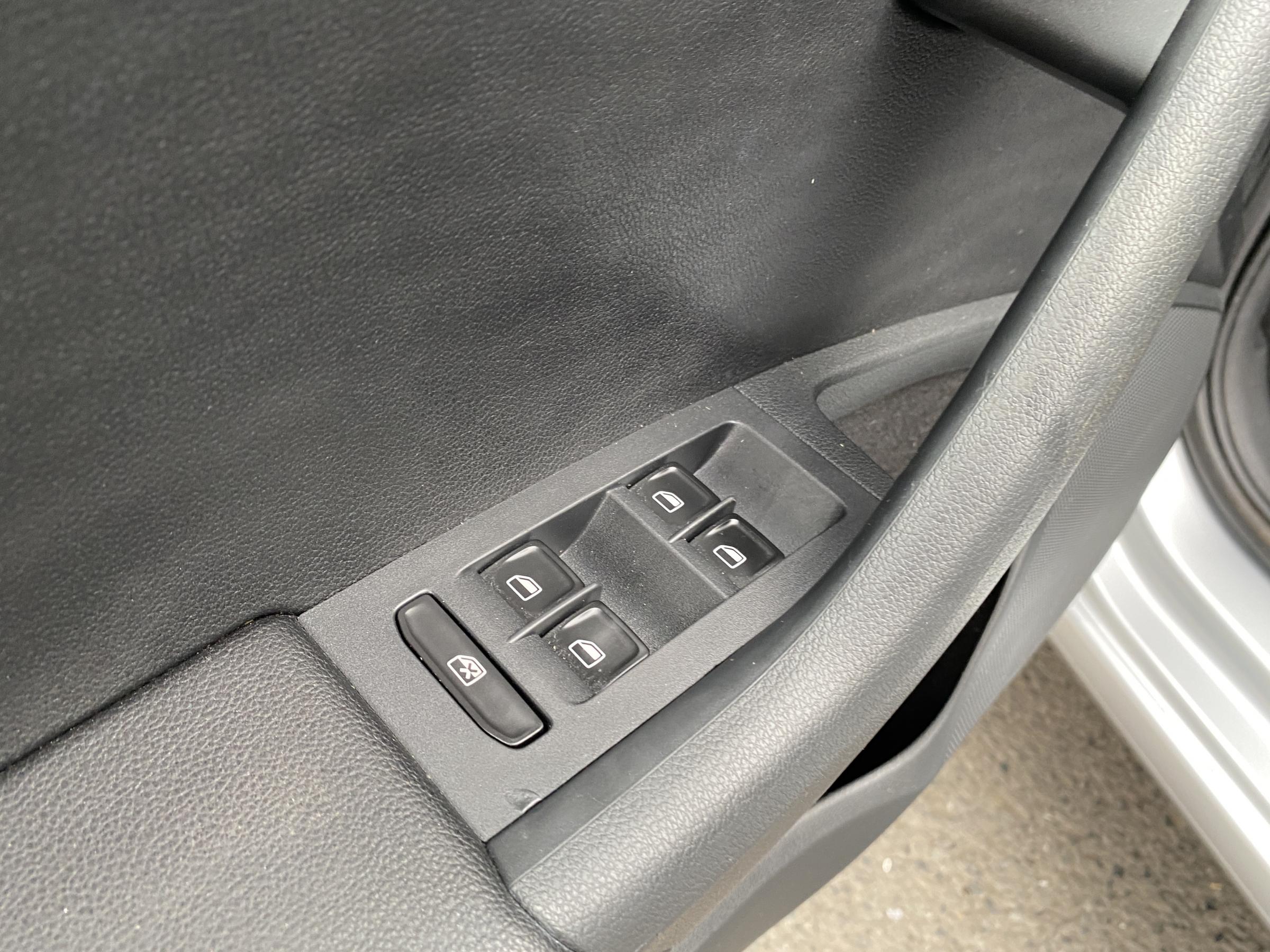 Škoda Octavia III, 2013 - pohled č. 13