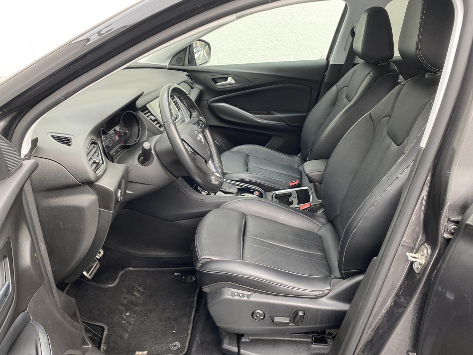 Opel Grandland X 1.2T Innovation