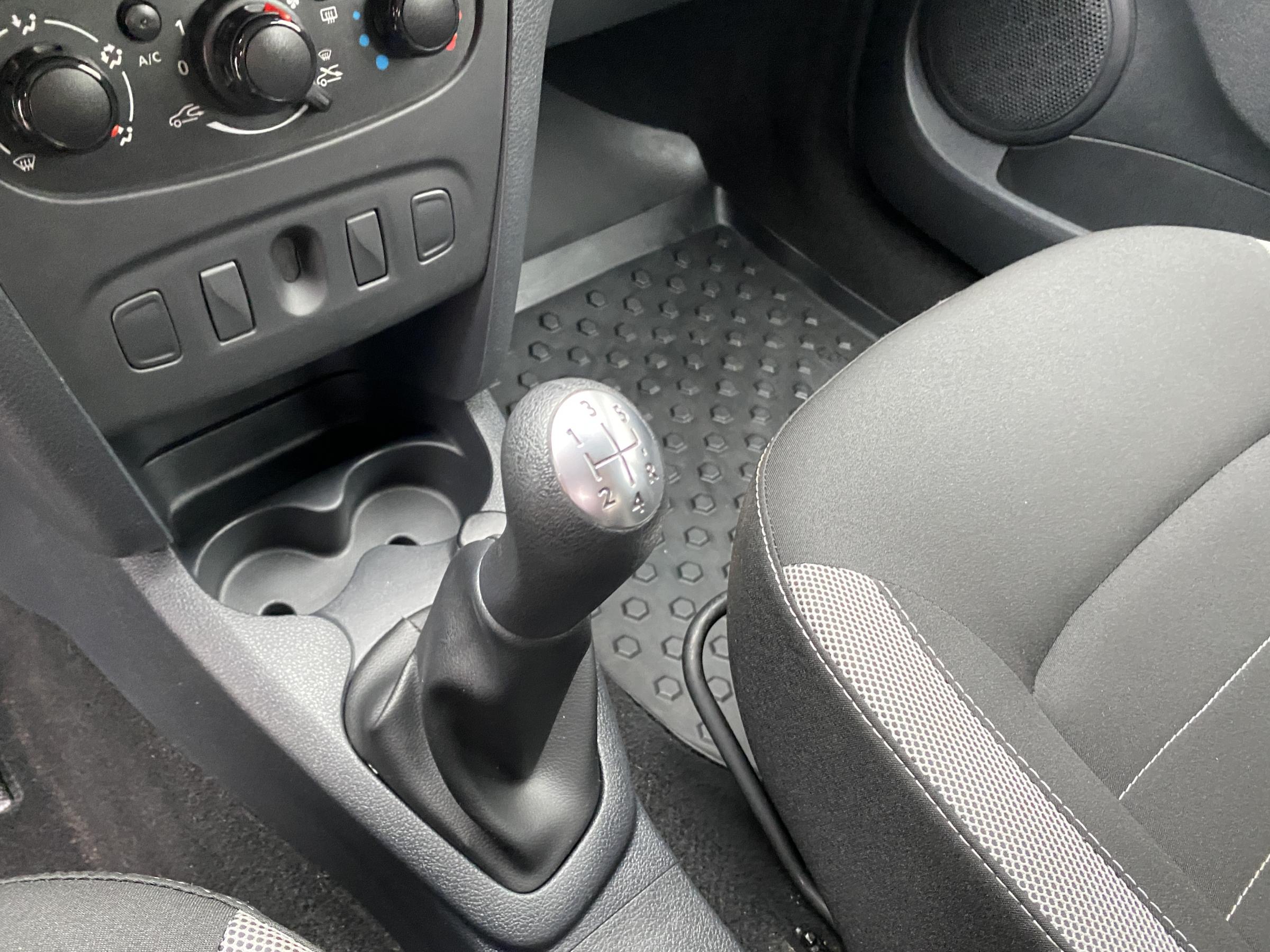 Dacia Sandero, 2017 - pohled č. 14