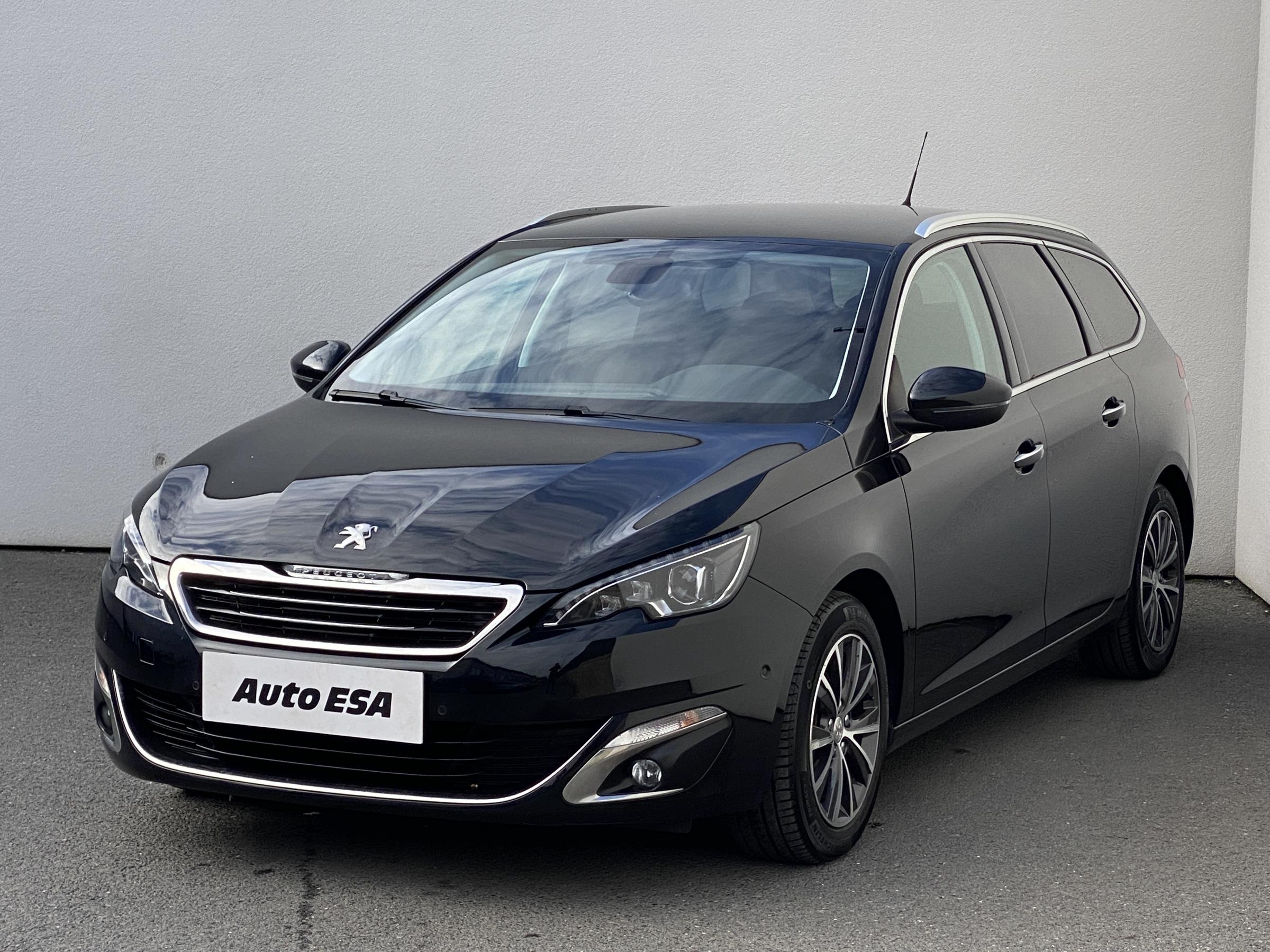 Peugeot 308, 2015 - pohled č. 3