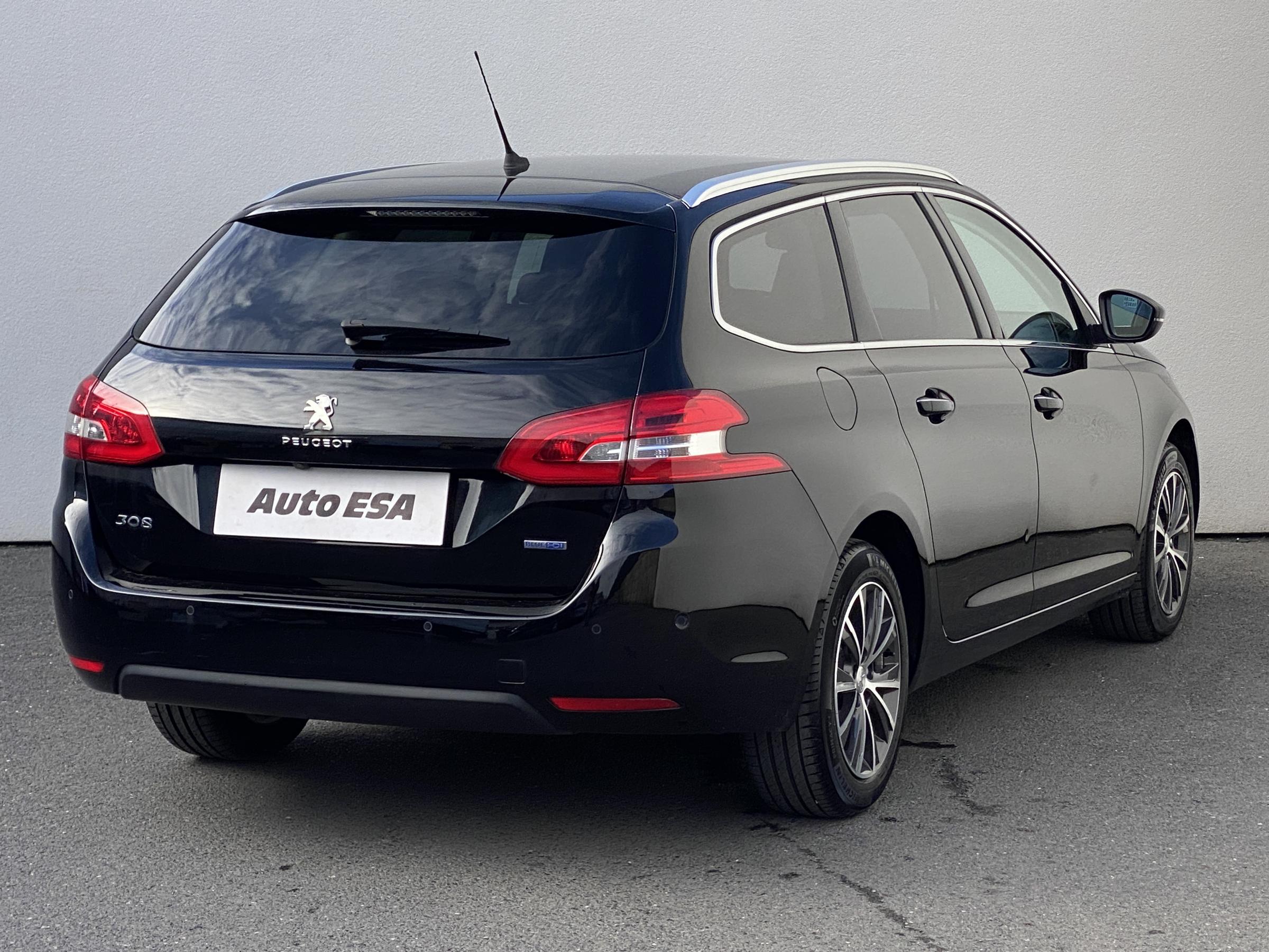 Peugeot 308, 2015 - pohled č. 4
