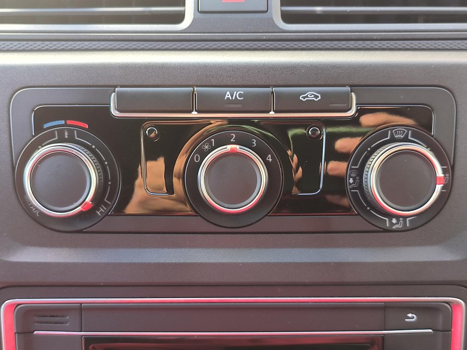 Volkswagen Caddy 1.4TGi  MAXi DÍLNA