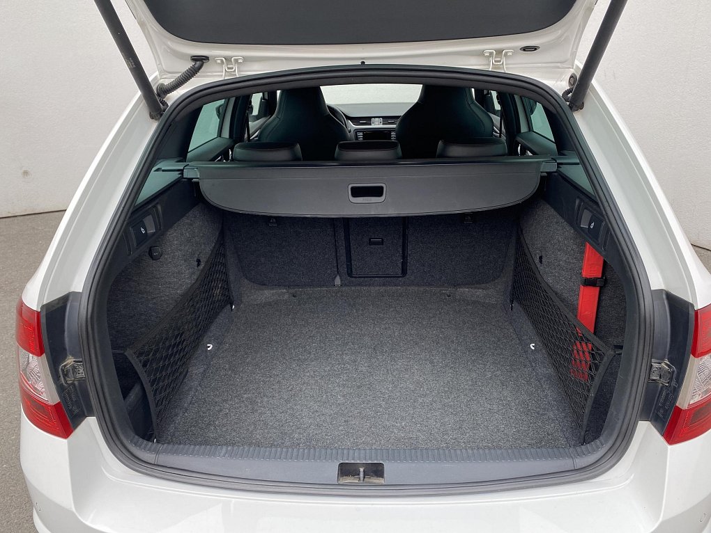 Škoda Octavia III 2.0 TDi RS Challange