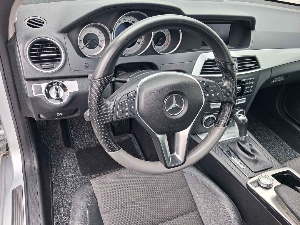 Mercedes-Benz Třída C 1.8  C180