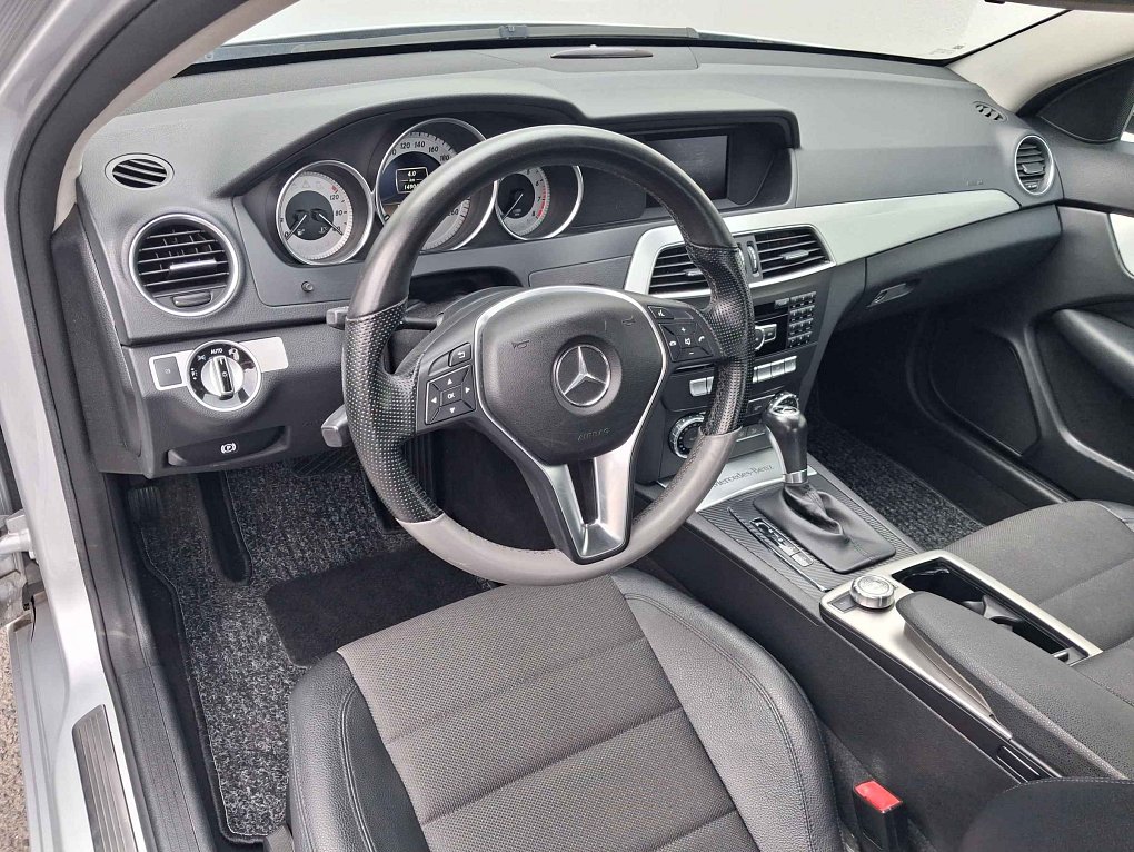 Mercedes-Benz Třída C 1.8  C180