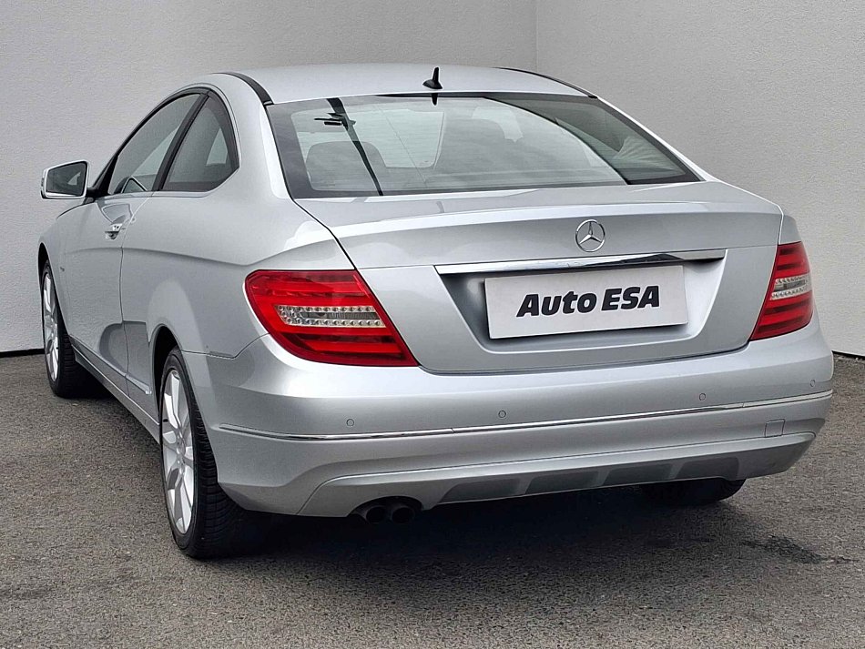 Mercedes-Benz Třída C 1.8  C180
