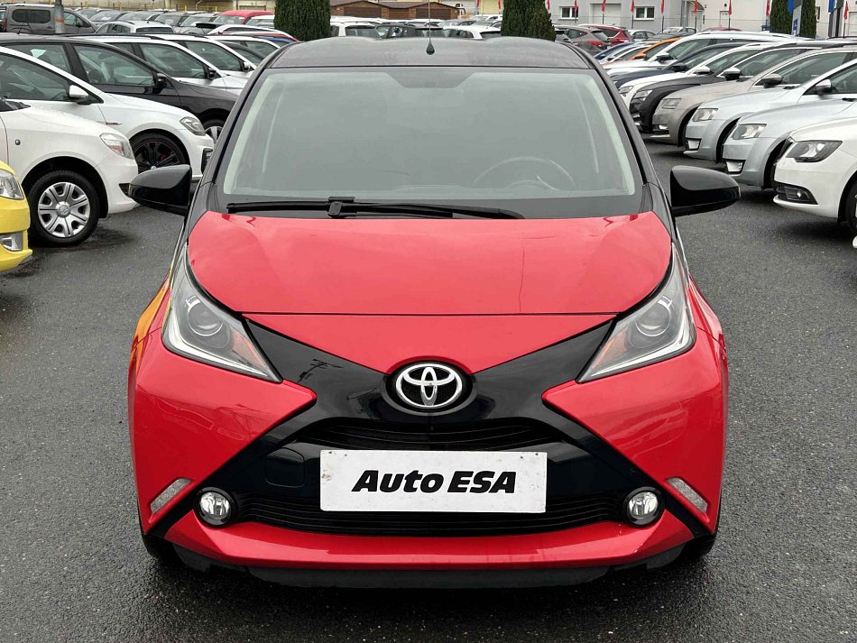 Toyota Aygo 1.0i 