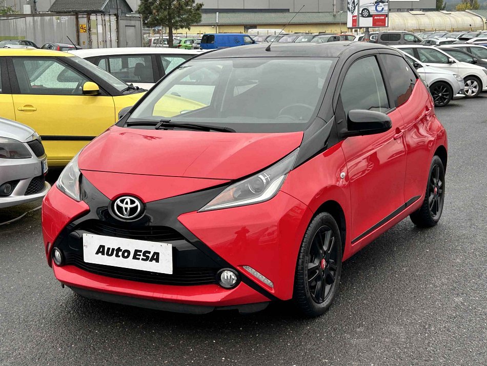 Toyota Aygo 1.0i 