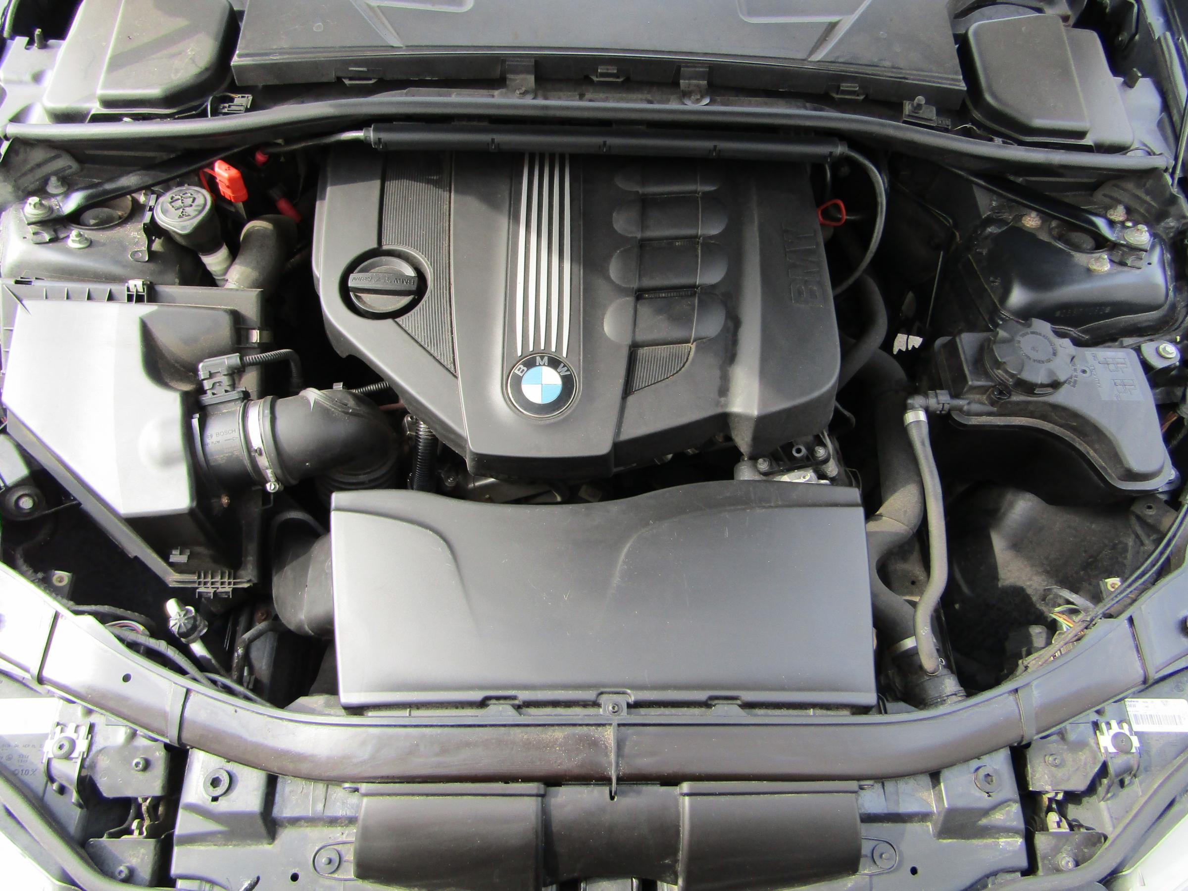 BMW Řada 3, 2011 - pohled č. 7