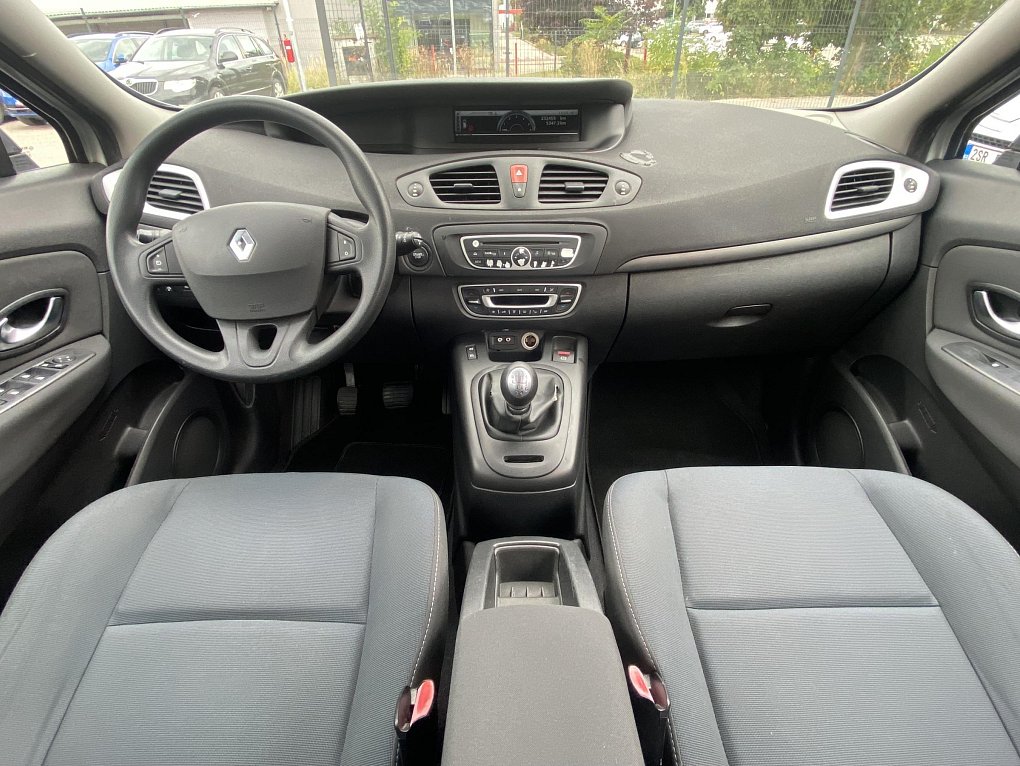 Renault Grand Scénic 1.9 dCi 