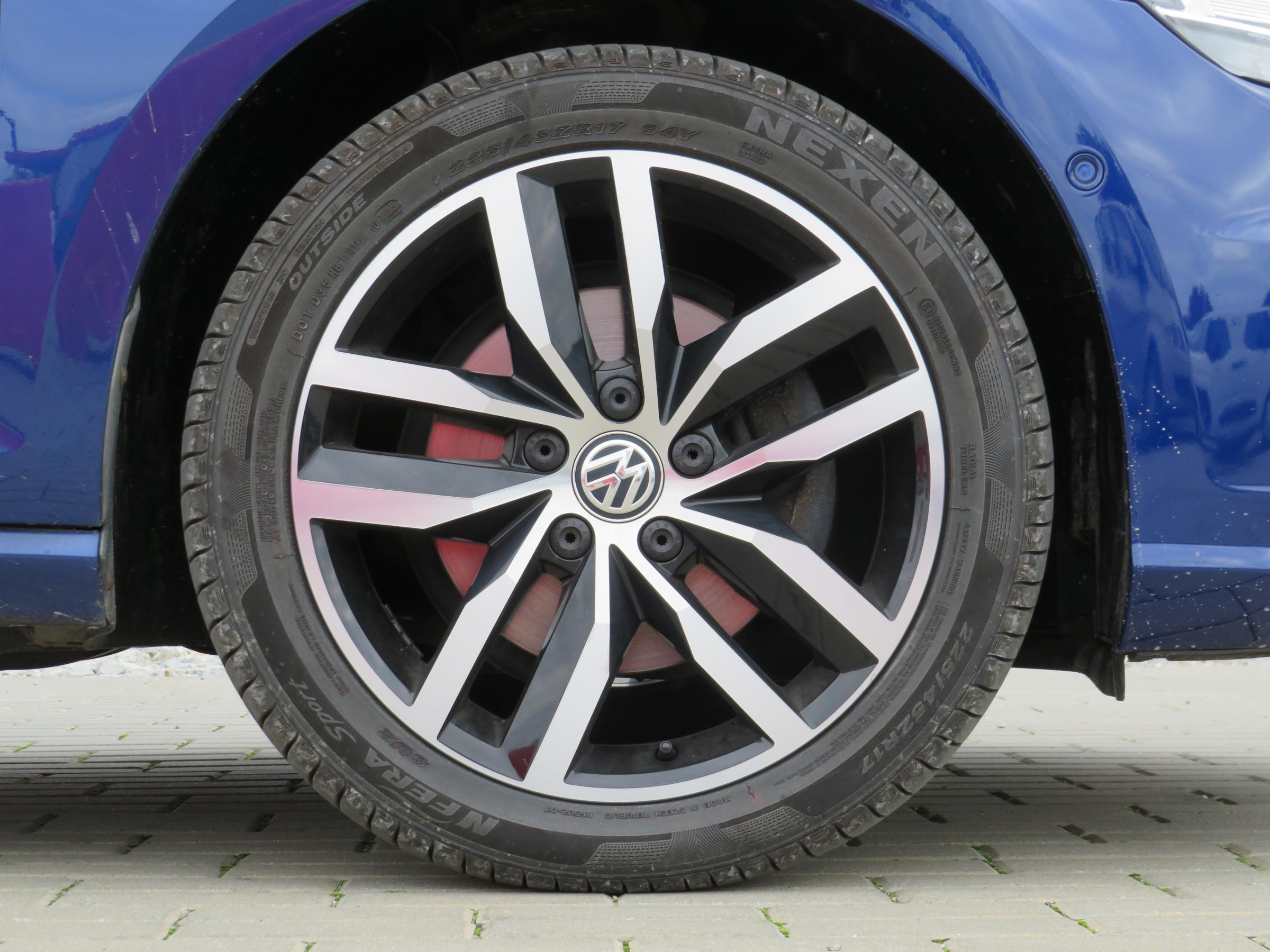 Volkswagen Golf, 2018 - pohled č. 28