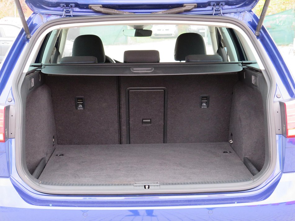 Volkswagen Golf 2.0 TDi 