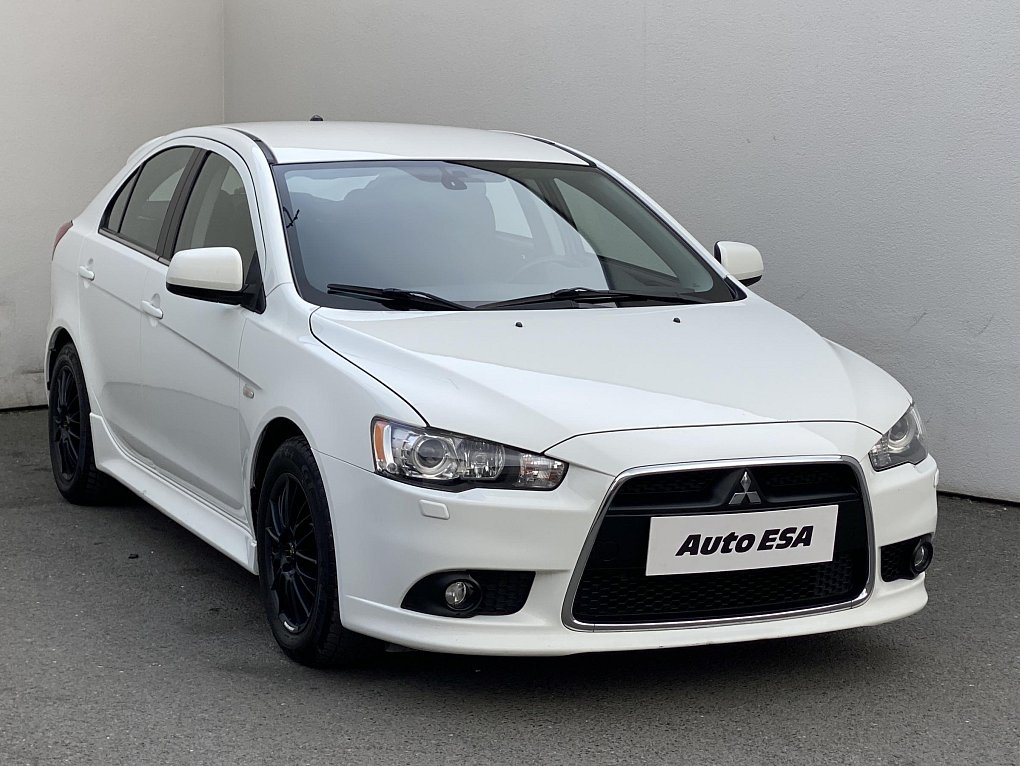 Mitsubishi Lancer 1.6 MiVEC 