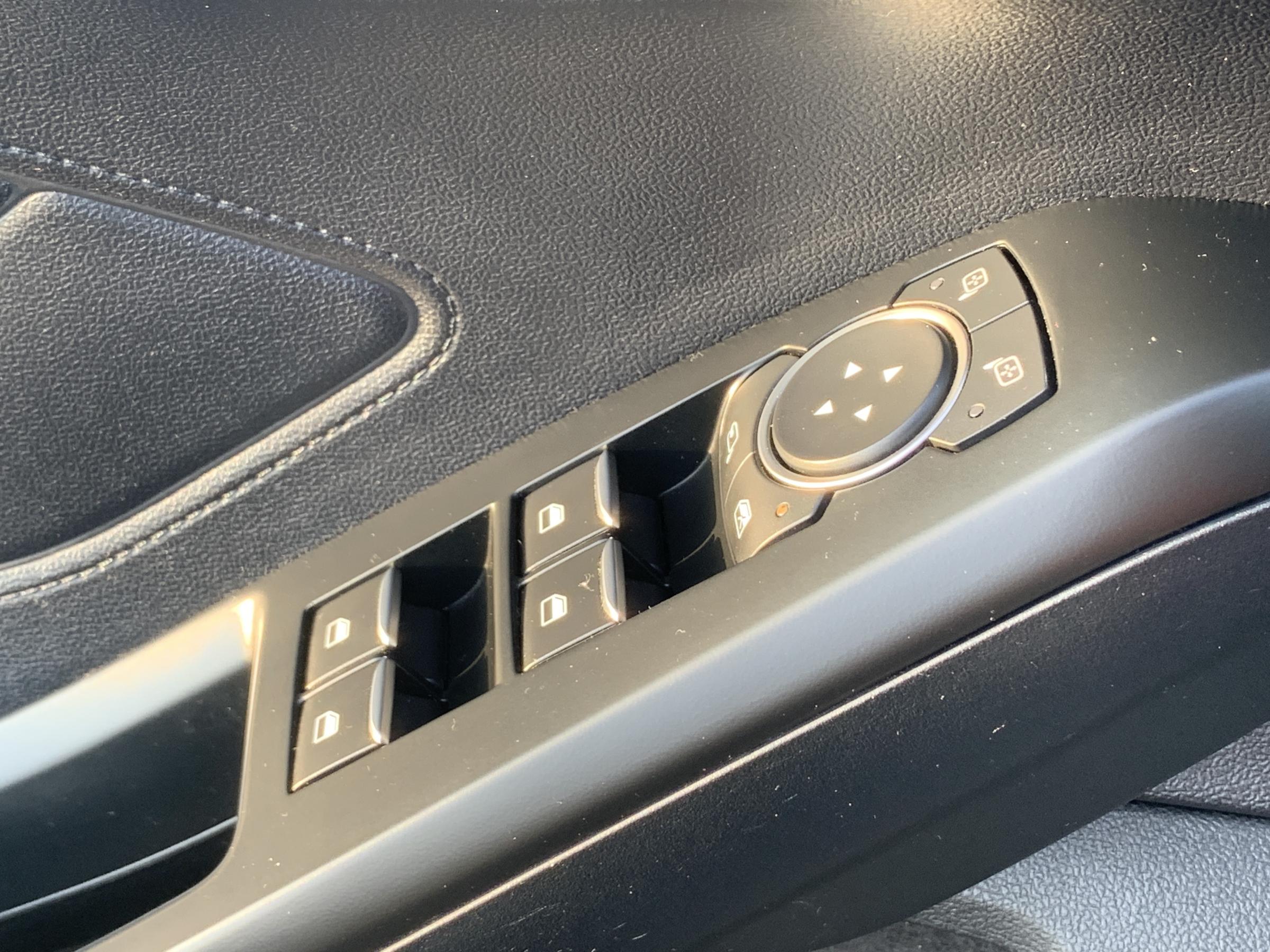 Ford Focus, 2019 - pohled č. 18