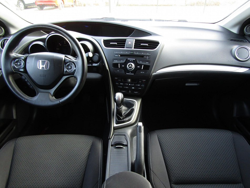 Honda Civic 1.6I- DTEC 