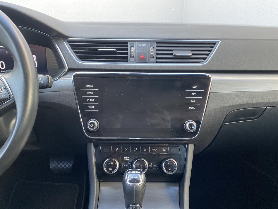 Škoda Superb III 2.0TDI Style 4X4